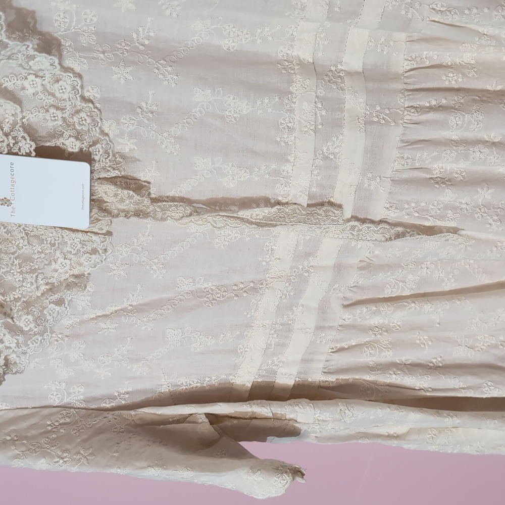 NWT The Cottage Core Cream Lace Dress M/L - Picture 5 of 10